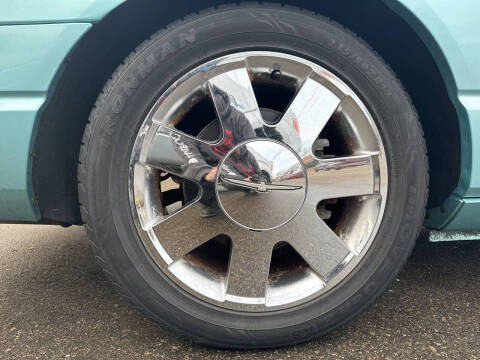 2002 Ford Thunderbird Deluxe