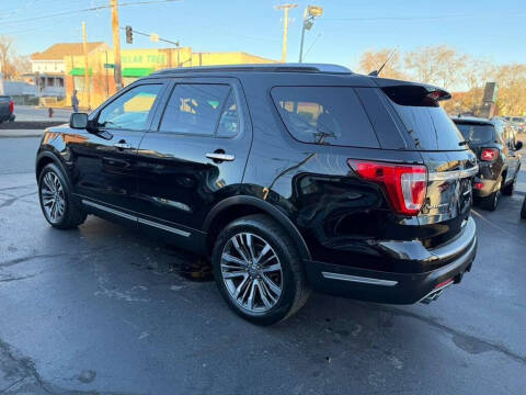 2018 Ford Explorer Platinum