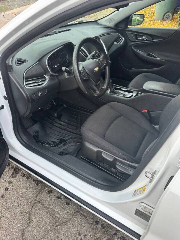 2017 Chevrolet Malibu LS