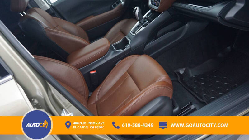 2022 Subaru Outback Touring XT