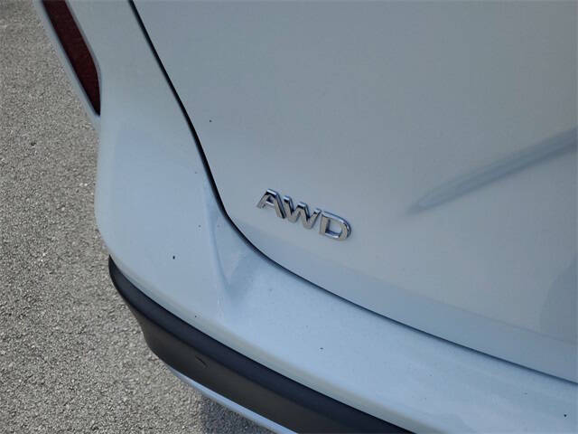 2025 Infiniti QX50 Luxe