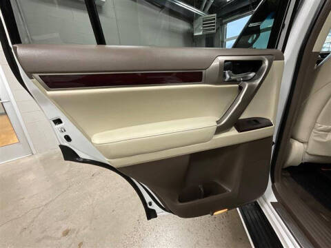 2017 Lexus GX 460