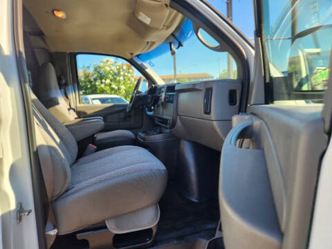 2007 GMC Savana 2500