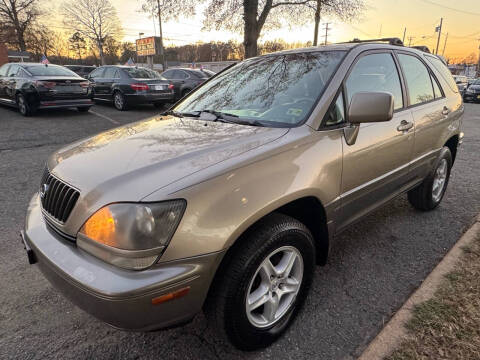 2000 Lexus RX 300 for sale at Carz Unlimited in Richmond VA