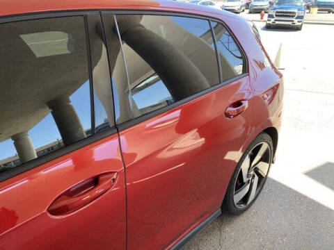 2023 Volkswagen Golf GTI SE