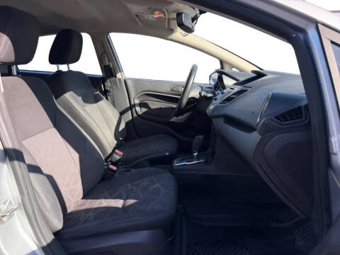 2011 Ford Fiesta SES
