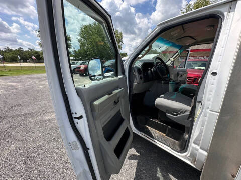 2013 Ford E-Series E-350 SD