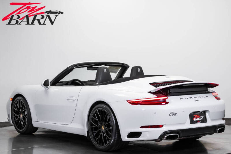 2017 Porsche 911 Carrera