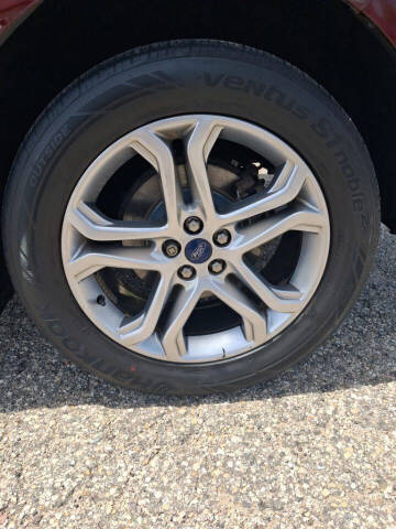 2017 Ford Edge Titanium
