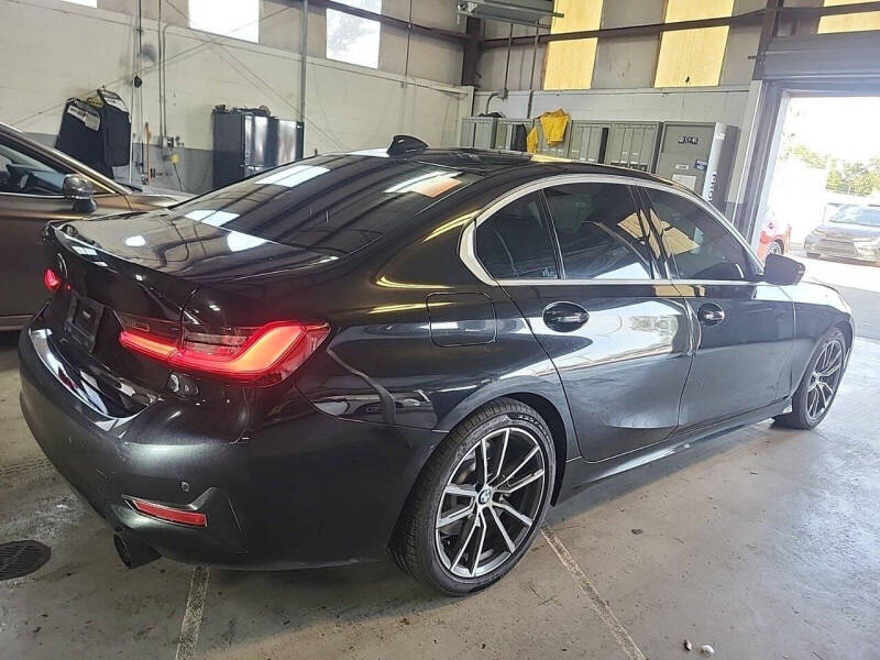 2021 BMW 3 Series 330i