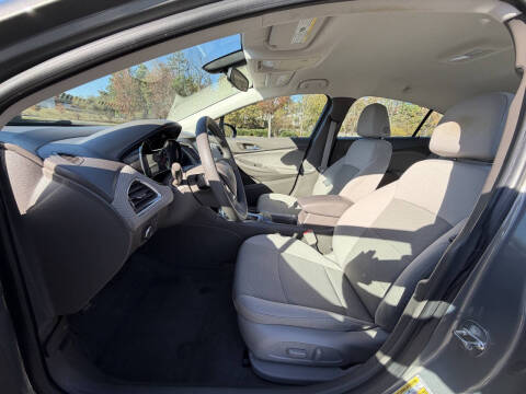 2017 Chevrolet Cruze LT Auto