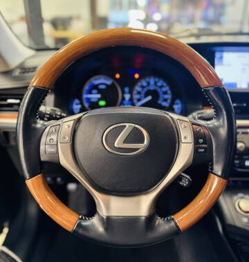 2013 Lexus ES 300h