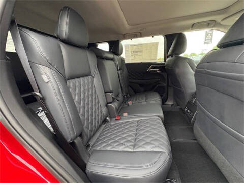 2025 Mitsubishi Outlander PHEV SEL