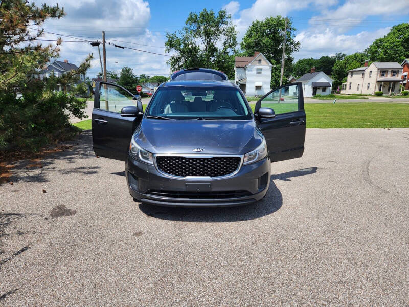 2017 Kia Sedona LX