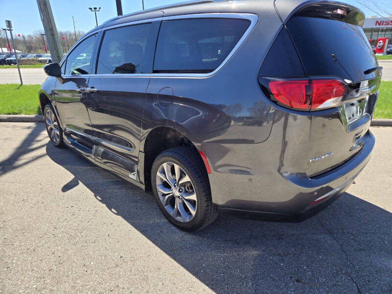 2019 Chrysler Pacifica Limited