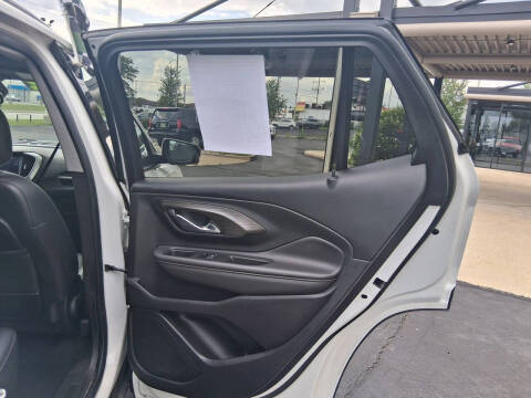 2022 GMC Terrain SLT