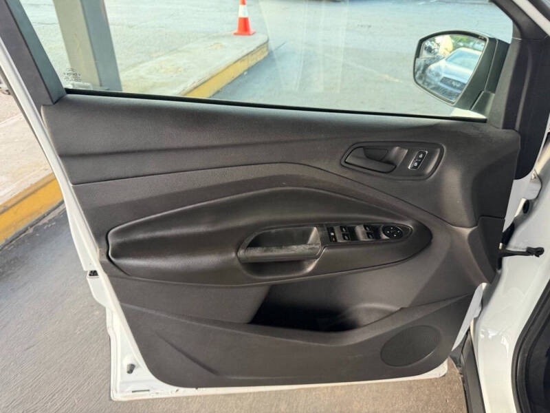 2015 Ford Escape S