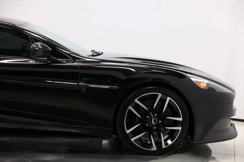 2016 Aston Martin Vanquish