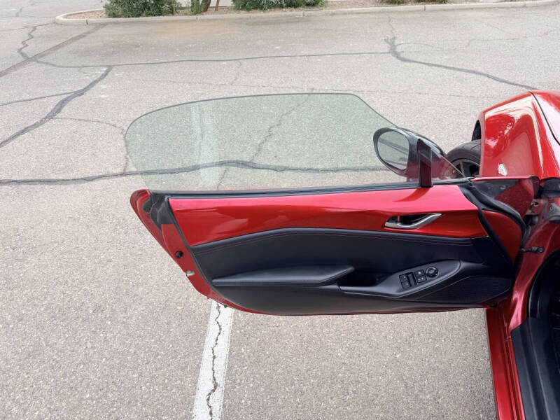 2016 Mazda MX-5 Miata Club