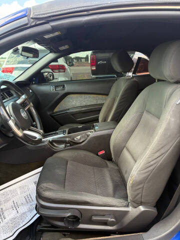 2014 Ford Mustang V6
