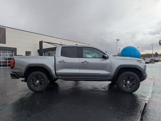 2024 GMC Canyon Elevation