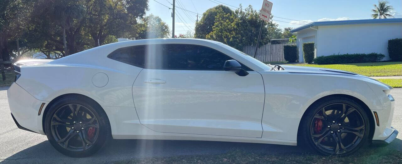 2018 Chevrolet Camaro  - $27,300