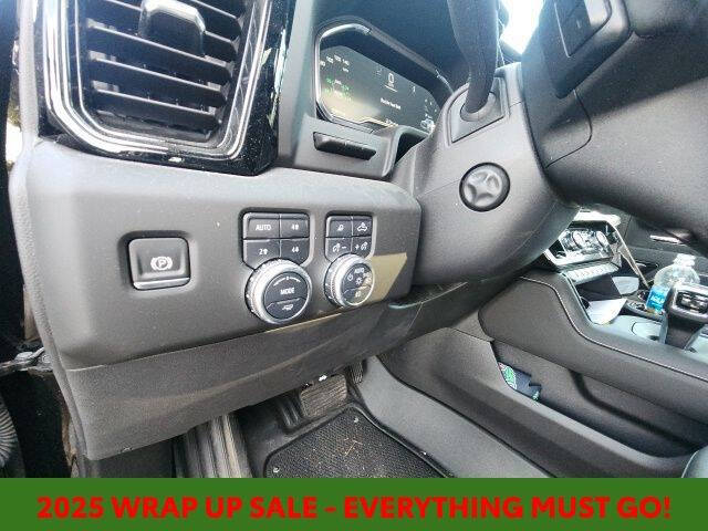 2025 GMC Sierra 1500 AT4X