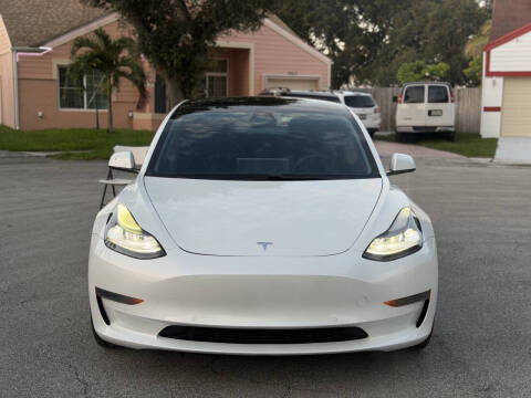 2021 Tesla Model 3 Standard Range Plus