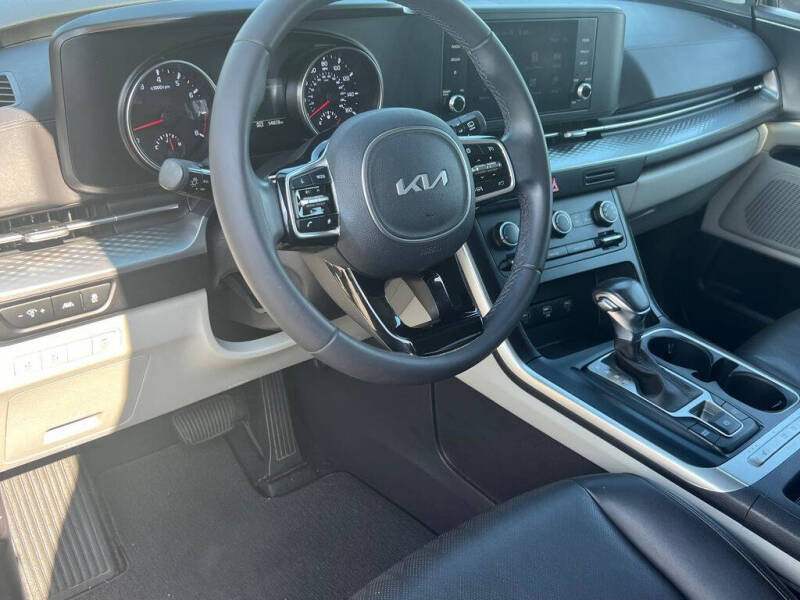 2024 Kia Carnival