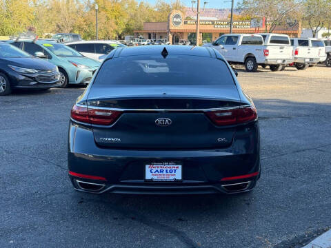 2017 Kia Cadenza Premium