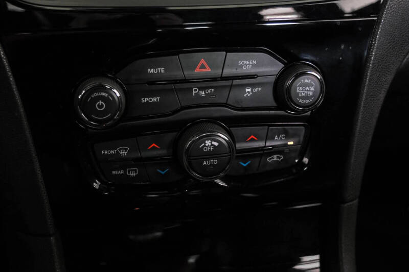 2021 Chrysler 300 S V6