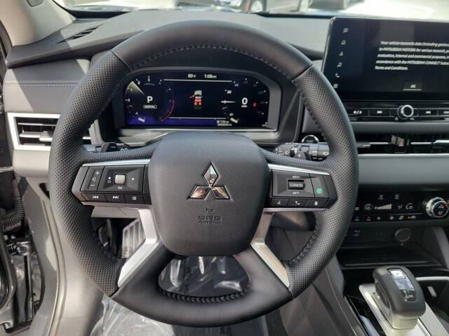 2026 Mitsubishi Outlander SEL