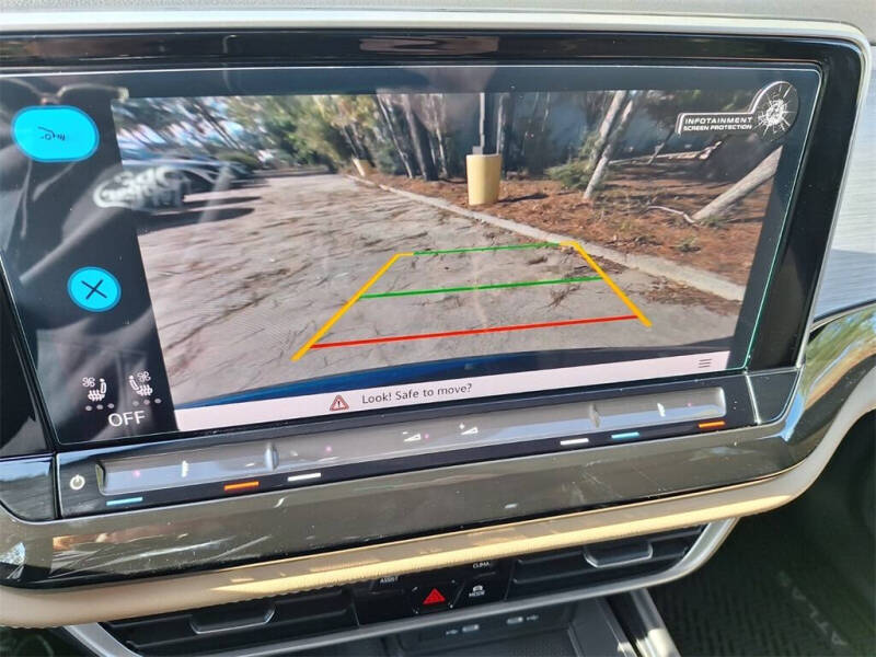 2026 Volkswagen Atlas Cross Sport SE