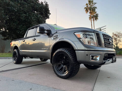 2017 Nissan Titan PRO-4X