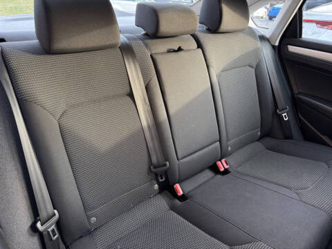 2017 Volkswagen Passat 1.8T S