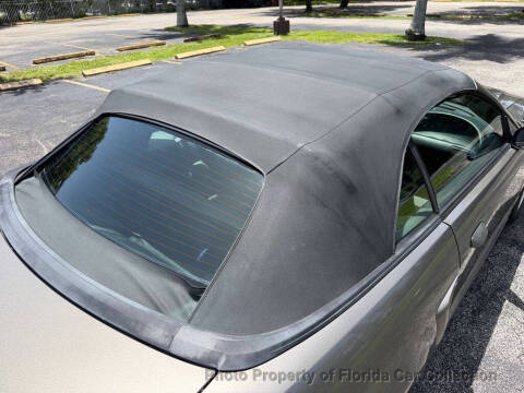 2002 Ford Mustang Deluxe