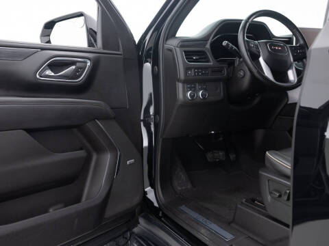 2022 GMC Yukon XL SLT