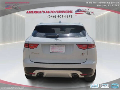 2018 Jaguar F-PACE S
