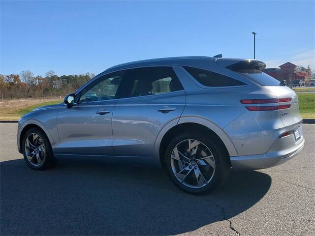 2023 Genesis Electrified GV70