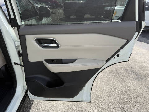 2021 Nissan Rogue SL