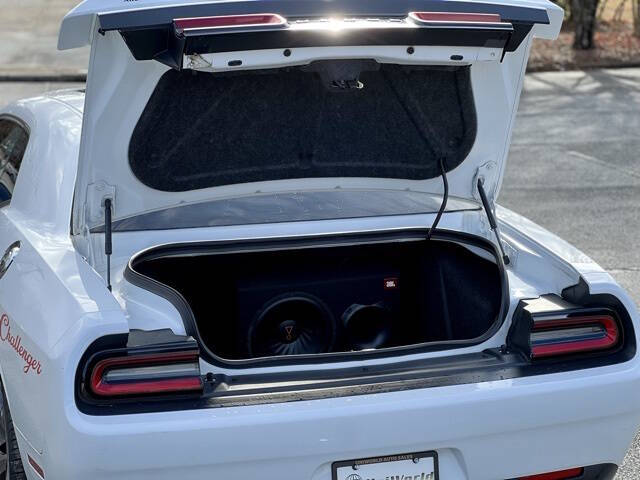 2018 Dodge Challenger SXT