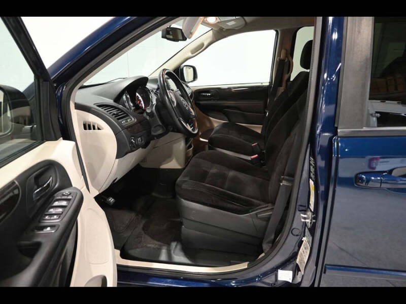2017 Dodge Grand Caravan SE