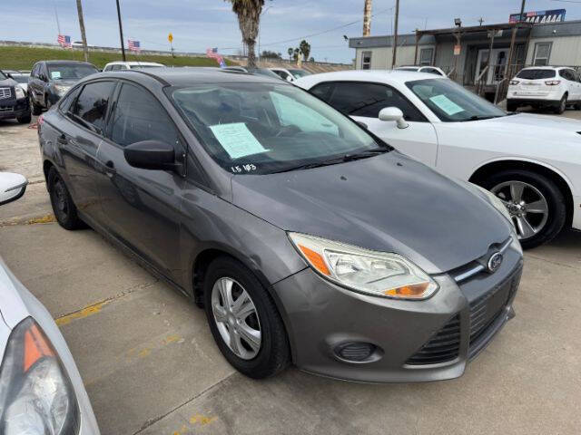 2014 Ford Focus S's photo