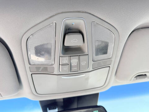 2018 Hyundai Santa Fe SE Ultimate