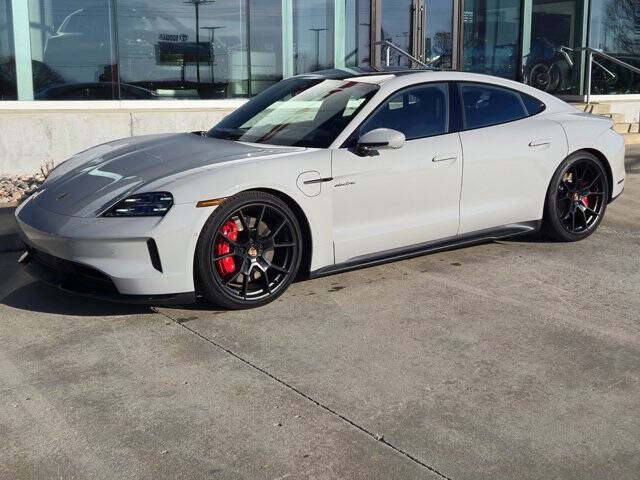 2025 Porsche Taycan GTS