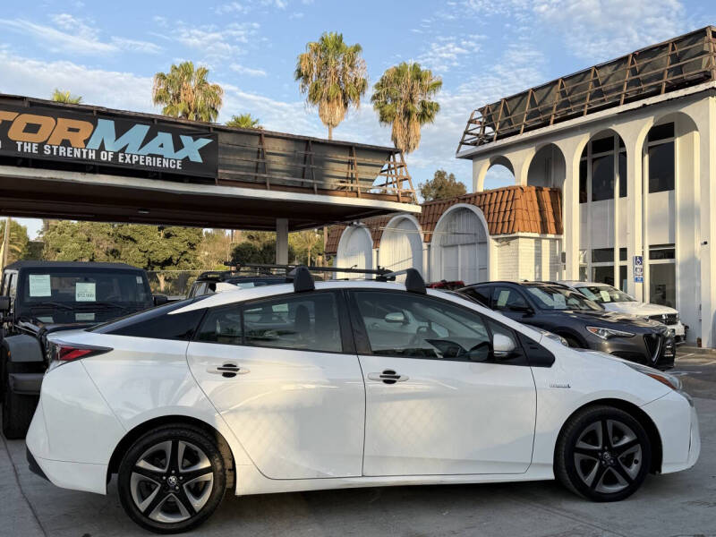 2016 Toyota Prius Two