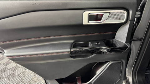 2022 Ford Explorer ST-Line
