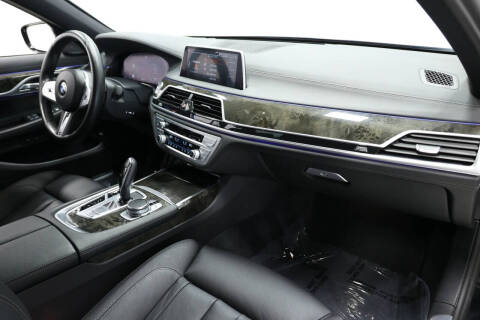 2021 BMW 7 Series 740i