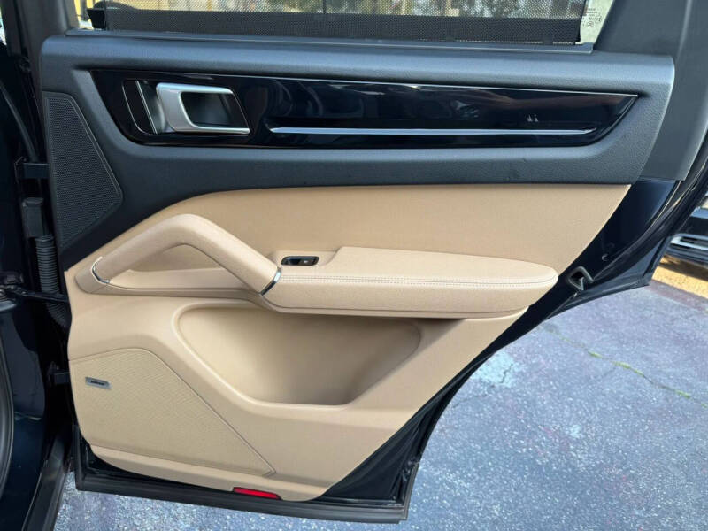 2019 Porsche Cayenne S