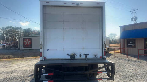 2012 Freightliner M2 106